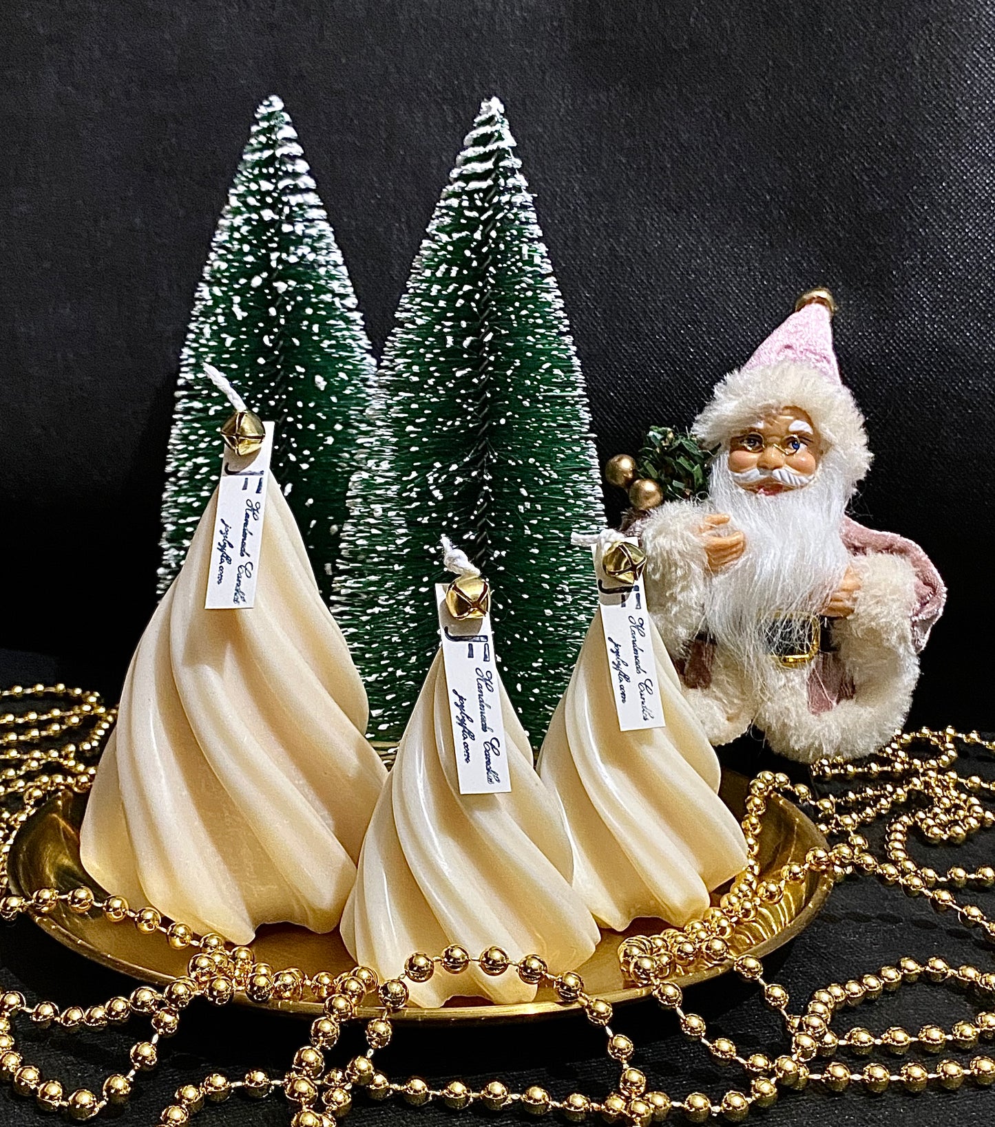 Lumanare decorativa parfumata CHRISTMAS TREE Vanilla Oud