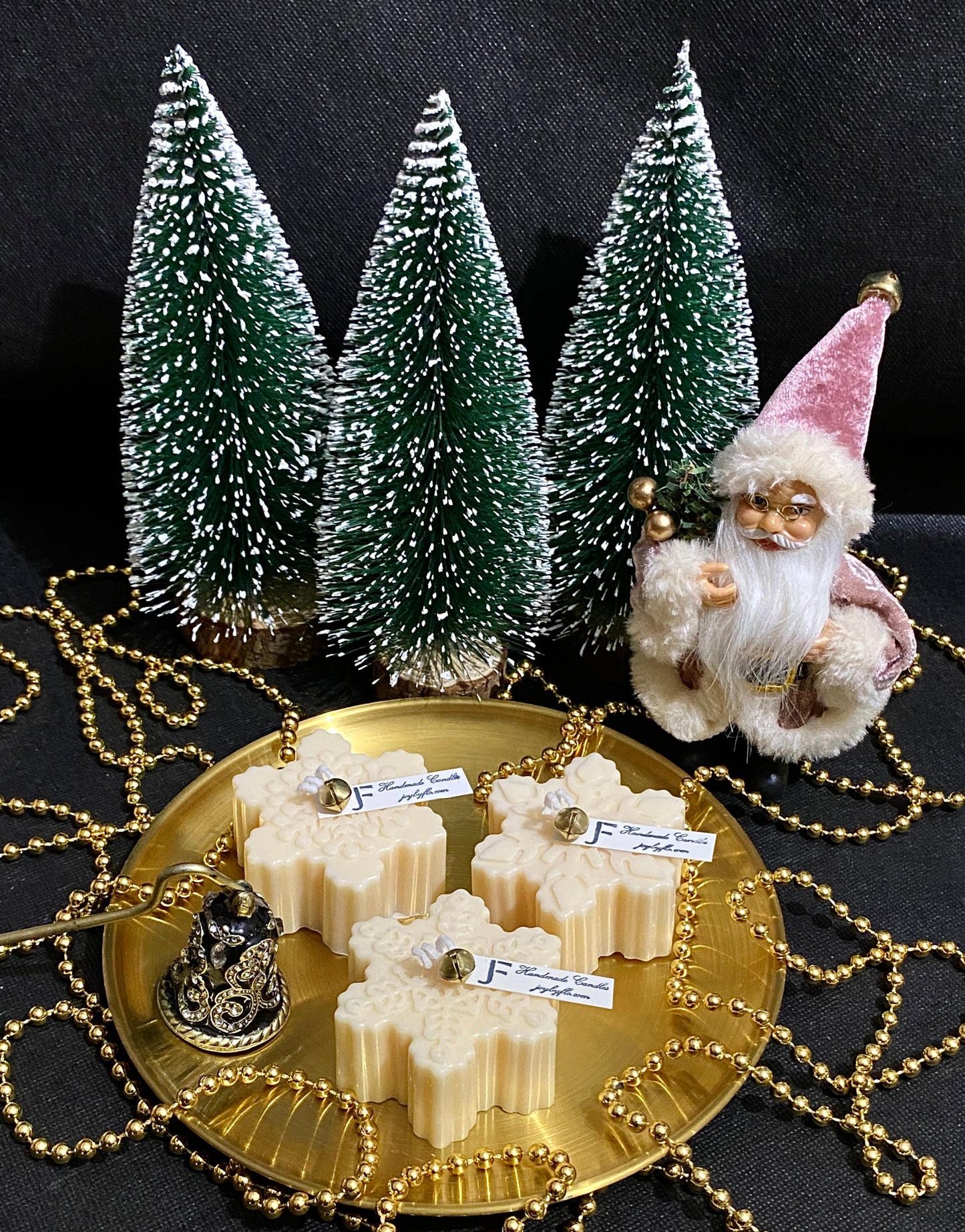 Set 3 lumanari decorative parfumate SNOW FLAKE Vanilla Oud